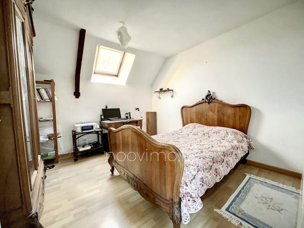 Maison pierres 2 chambres, centre.