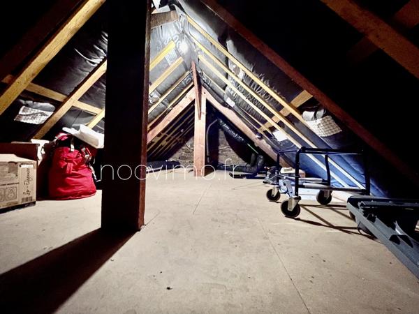 Maison pierres 2 chambres, centre.