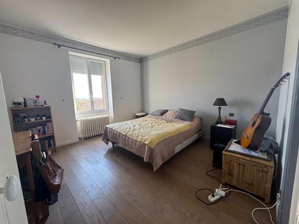 Corps de ferme Clos Fontaine 10 pièce(s) 200 m2 et 50000m2