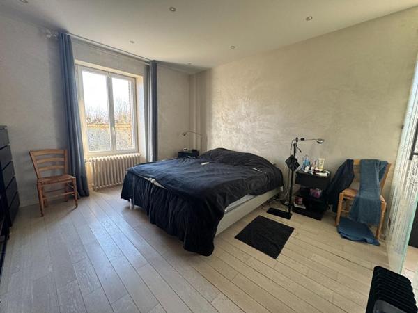 Corps de ferme Clos Fontaine 10 pièce(s) 200 m2 et 50000m2