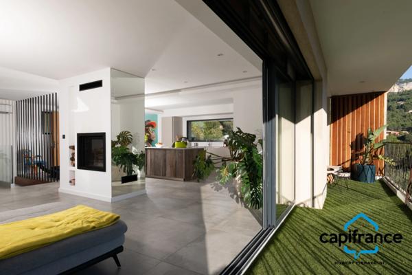 Villa entièrement rénovée à vendre 7 pièces TOULON (83) Terrain 650 m²