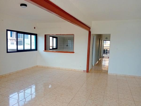 Appartement à louer 5 pièces MTSANGAMOUJI (976)