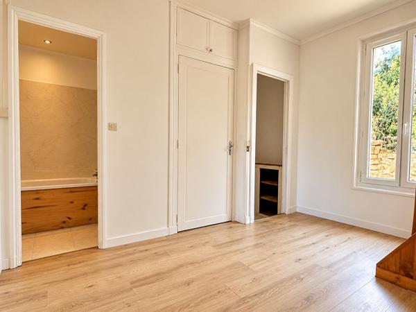 16000 ANGOULEME Maison de ville à Angoulême ? Un bien accessible aux multiples possibilités