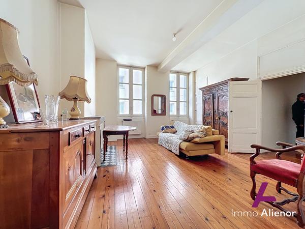 Appartement spacieux à vendre - Quartier La Victoire, Bordeaux