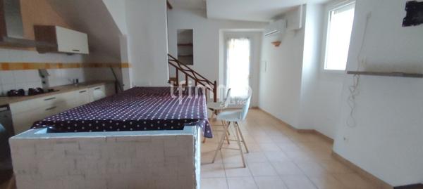 Maison de village dpe C , 95 m².