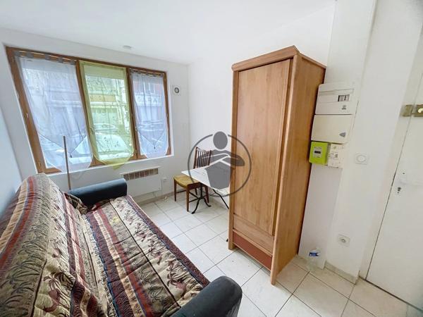 Location                                                      Appartement
                        
                     1 pièces                      11 m2                     à Saint-Quentin