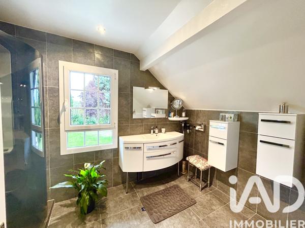 Maison à vendre 9 pièces 313 m² Saint-Fargeau-Ponthierry