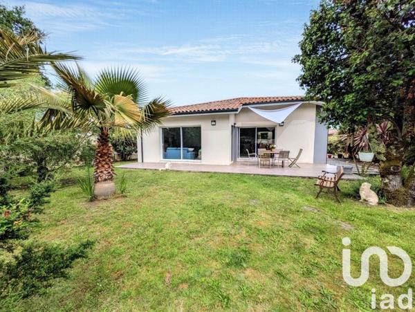 Maison 4 pièces de 122 m² à Gujan-Mestras (33470)