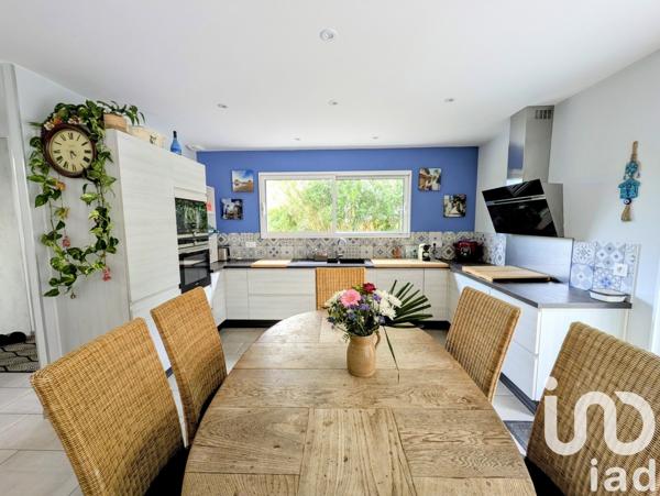 Maison 4 pièces de 122 m² à Gujan-Mestras (33470)