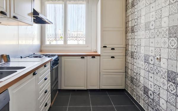 Appartement à vendre    4 pièces • 91 m2 Saint-Jean-le-Blanc