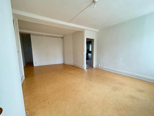 BEAU F2 EN PLEIN CENTRE VILLE