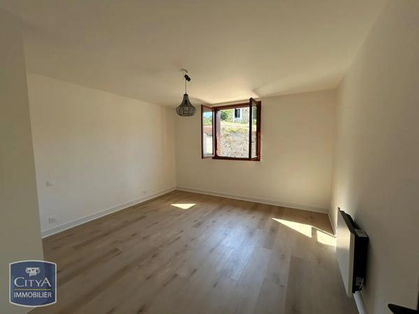 Maison à louer 3 pièces 69.7m² Grun-Bordas (24380)