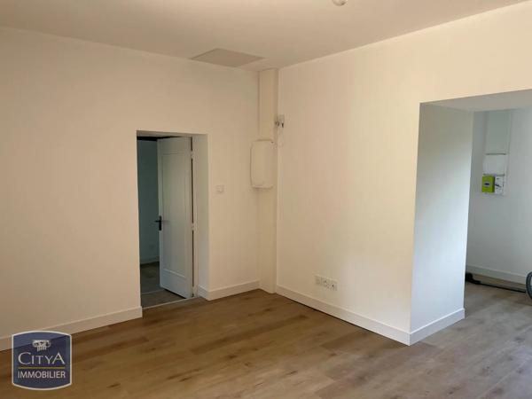 Maison à louer 3 pièces 69.7m² Grun-Bordas (24380)