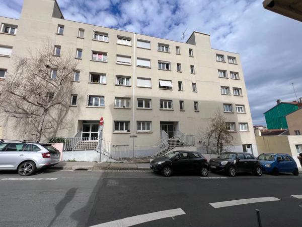 Appartement à vendre 4 pièces LYON 4EME ARRONDISSEMENT (69) avec garage