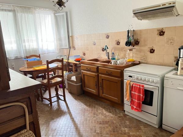 Appartement à vendre 4 pièces LYON 4EME ARRONDISSEMENT (69) avec garage