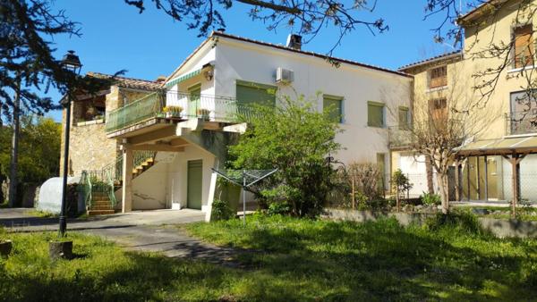 EXCLUSIVITE       Maison de Village