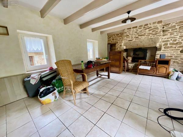 Maison à vendre à Ploumilliau dans les Côtes-d'Armor (22300), ref : B13-2025