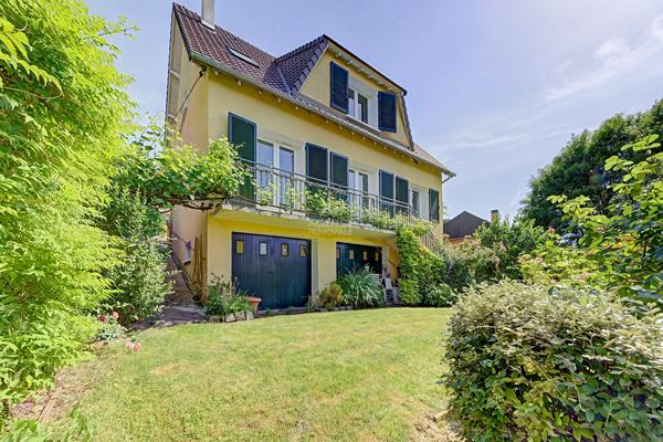 Maison Le Pecq 7 pièce(s) 135 m2 699 000 € **  - Référence  18240
