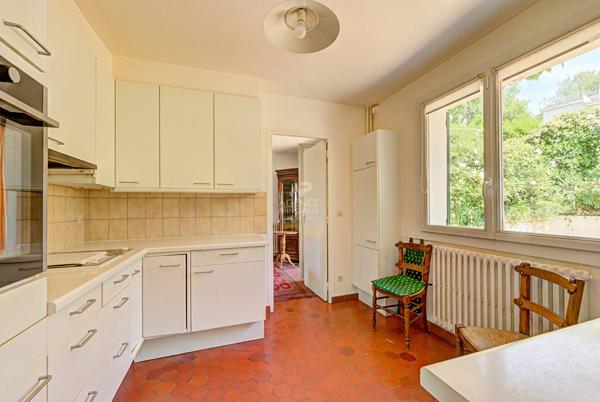 Maison Le Pecq 7 pièce(s) 135 m2 699 000 € **  - Référence  18240