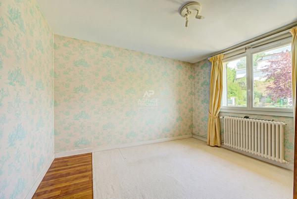 Maison Le Pecq 7 pièce(s) 135 m2 699 000 € **  - Référence  18240