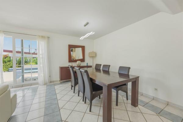 Vente Maison de luxe Saint-Genis-Pouilly 5 Pièces 190 m²
