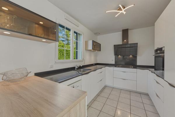 Vente Maison de luxe Saint-Genis-Pouilly 5 Pièces 190 m²