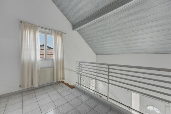 Vente Maison de luxe Saint-Genis-Pouilly 5 Pièces 190 m²