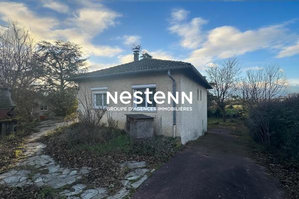 Vénissieux Limite Corbas: maison individuelle frot potentiel 1000m2 terrain sans vis à vis piscinable