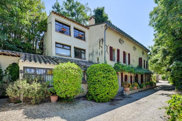 Vente Mas Saint-Rémy-de-Provence 15 Pièces 680 m²
