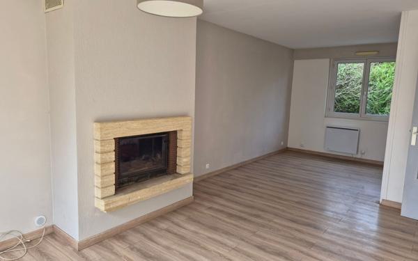 Appartement à louer    3 pièces • 75,23 m2 Poissy