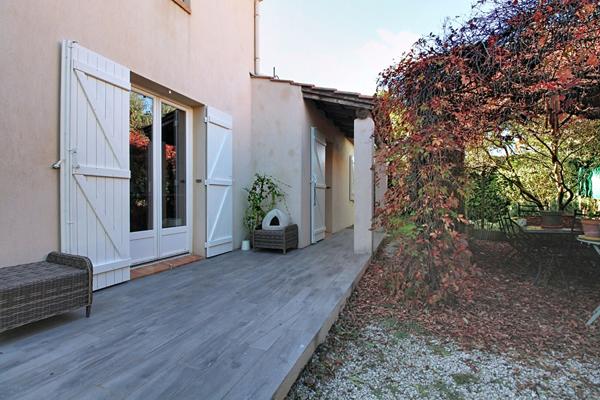 Vitrolles Nord Maison de plain pied T5 individuelle avec jardin et garage