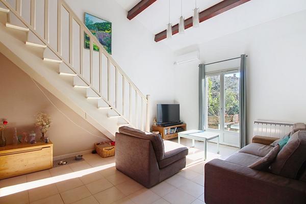 Vitrolles Nord Maison de plain pied T5 individuelle avec jardin et garage