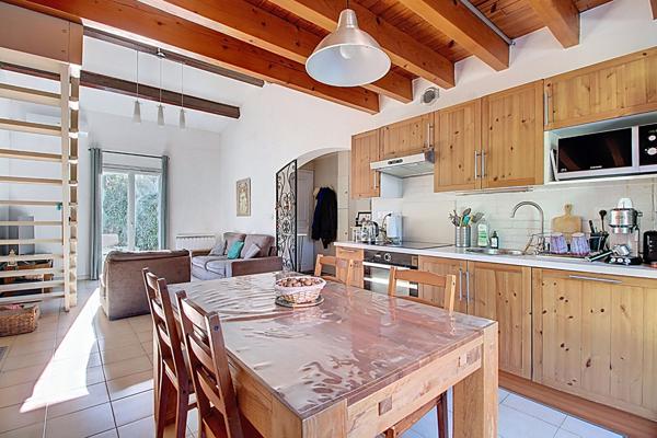 Vitrolles Nord Maison de plain pied T5 individuelle avec jardin et garage