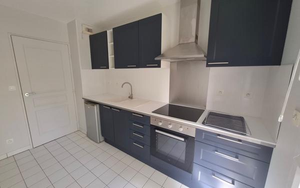 Appartement à louer    2 pièces • 49 m2 Compiègne