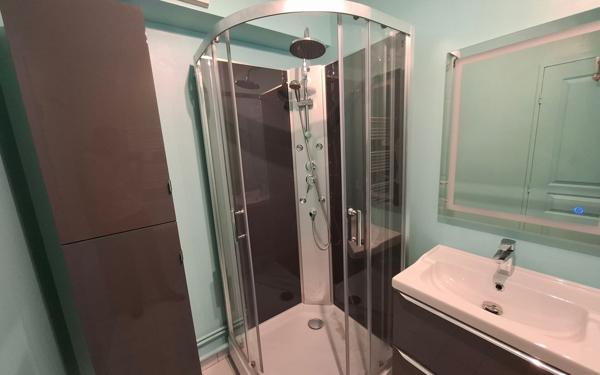 Appartement à louer    2 pièces • 49 m2 Compiègne