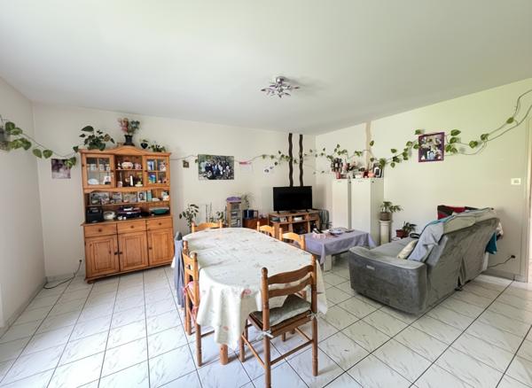 Maison
                                                                                                                                                                                                                                                                                                                        3 pièce(s)                                                                                                                                                                                                          2 chambre(s)                                                                                                                                                                                                          69  m²