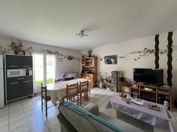 Maison
                                                                                                                                                                                                                                                                                                                        3 pièce(s)                                                                                                                                                                                                          2 chambre(s)                                                                                                                                                                                                          69  m²