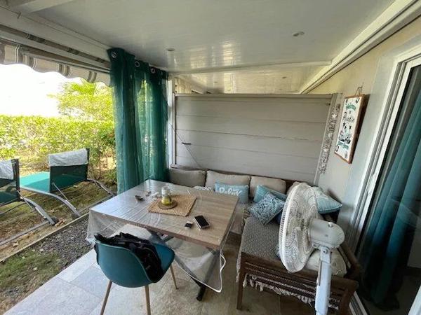Vente                                                      Appartement
                        
                     1 pièces                      25 m2                     à Le Diamant