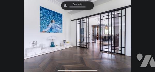 Demeure exceptionnelle de 400 mètres carrés habitables nichée dans le Hameau de la Jonchère