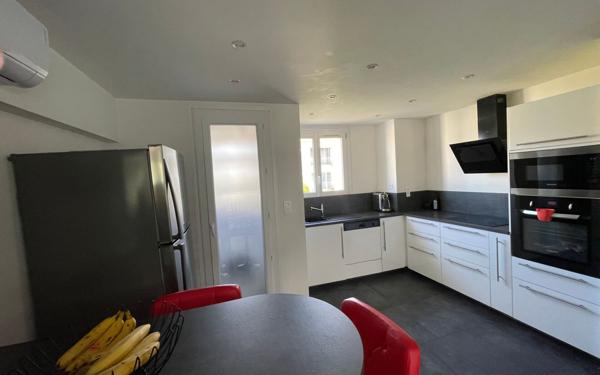 Appartement à vendre    3 pièces • 58 m2 La Seyne-sur-Mer