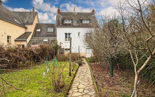 Maison à vendre    4 pièces • 85,72 m2 Laval