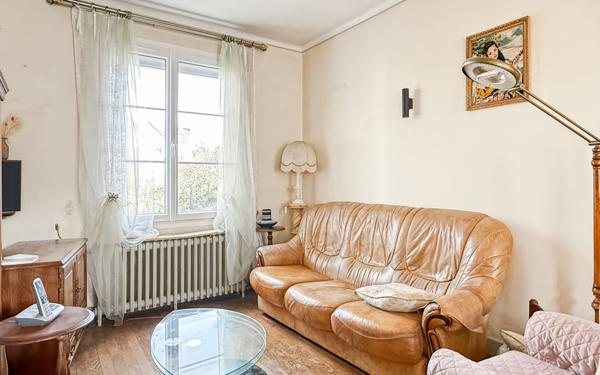 Maison à vendre    4 pièces • 85,72 m2 Laval