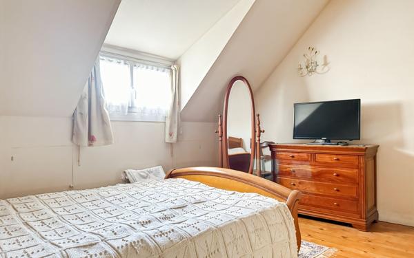 Maison à vendre    4 pièces • 85,72 m2 Laval