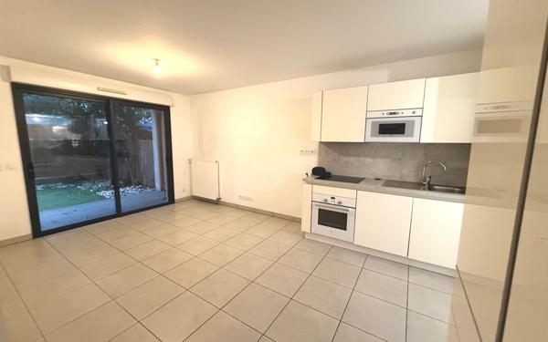 Appartement à vendre    3 pièces • 60,79 m2 Nice