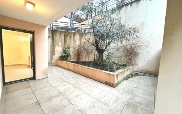 Appartement à vendre    3 pièces • 60,79 m2 Nice