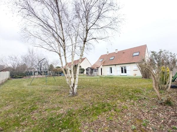 MAISON A VENDRE T6 - BLOIS SORTIE N/O - 5 CHBS, GARAGE, GRENIER AMENAGEABLE