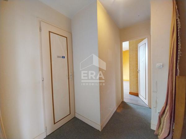 MAISON A VENDRE T6 - BLOIS SORTIE N/O - 5 CHBS, GARAGE, GRENIER AMENAGEABLE