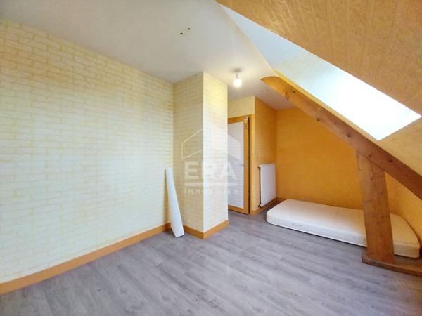 MAISON A VENDRE T6 - BLOIS SORTIE N/O - 5 CHBS, GARAGE, GRENIER AMENAGEABLE