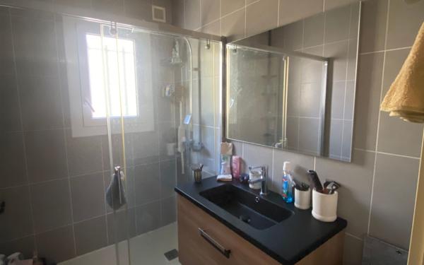 Maison à vendre    4 pièces •  Mallemort