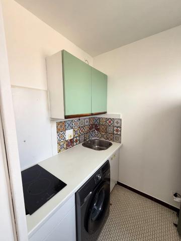 Studio exposé plein sud avec une vue entièrement dégagée